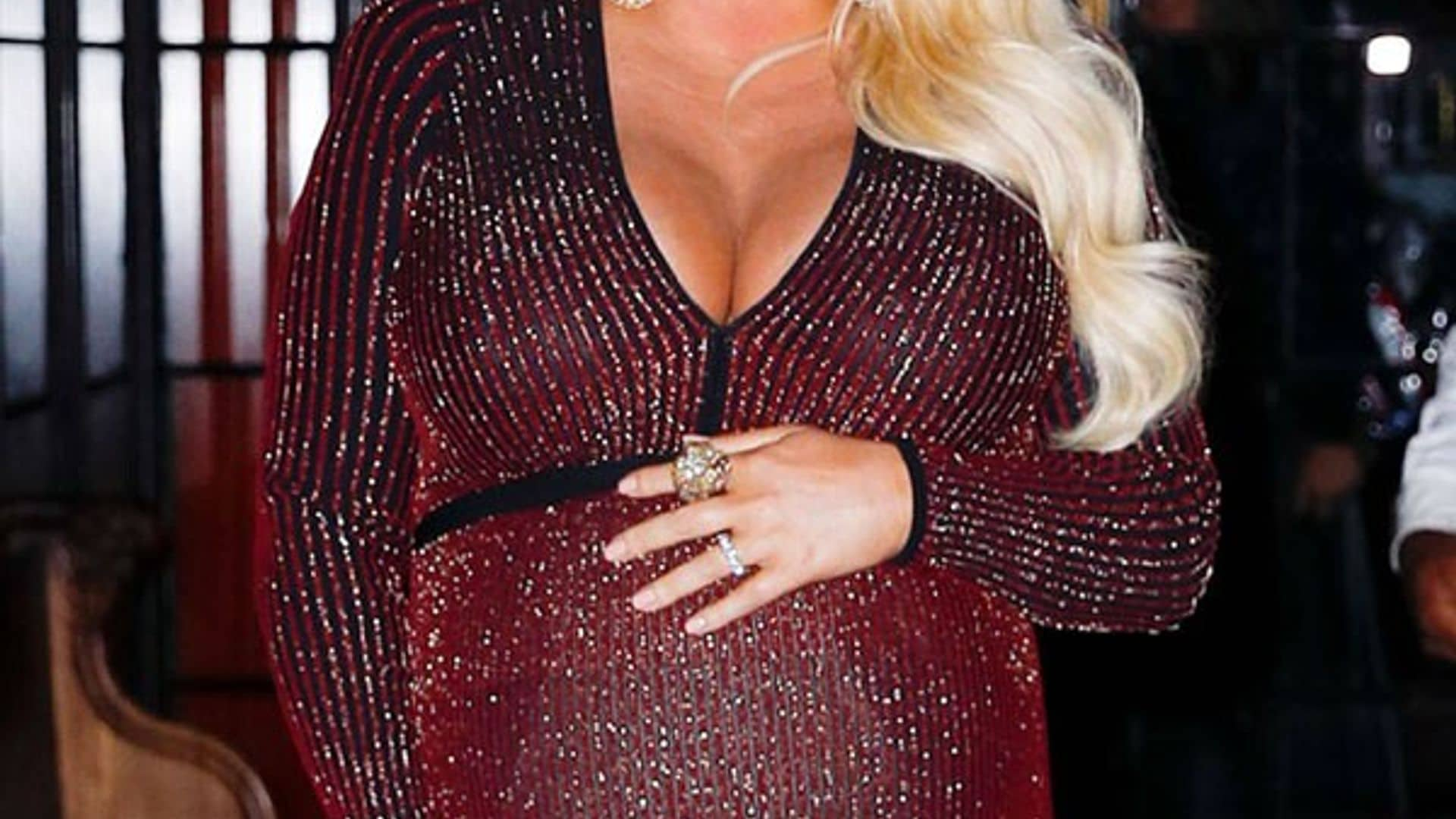 Jessica Simpson pregnant