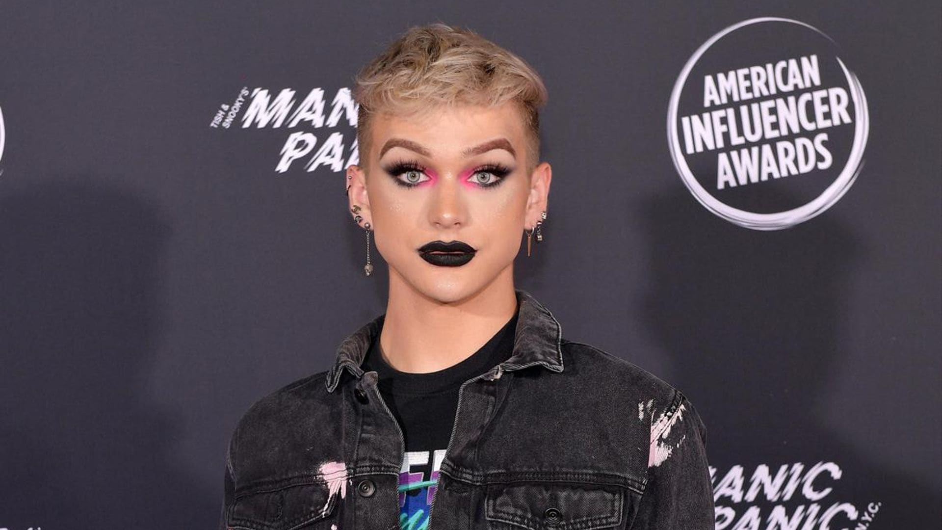 Influencer and makeup guru has died at the age of 17