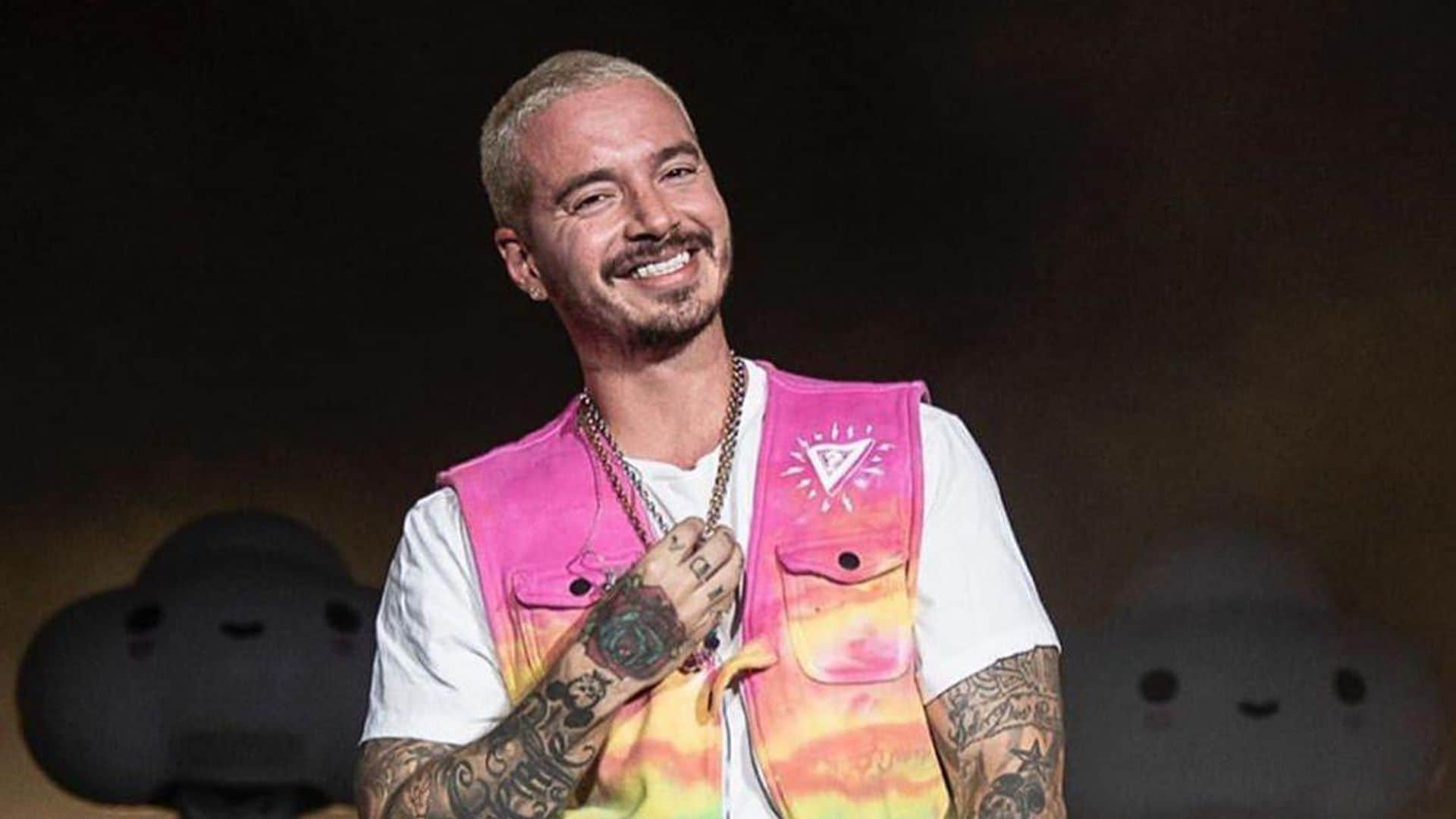 J Balvin’s ‘Rojo’ session with hearing impaired fans will move you to tears