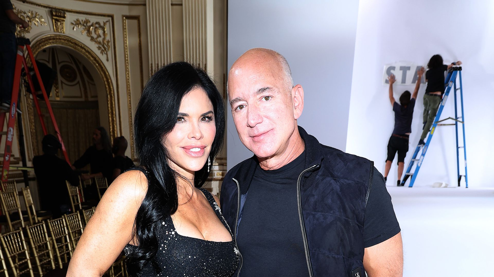 Jeff Bezos and Lauren Sánchez end rumors of $600 million lavish wedding celebration