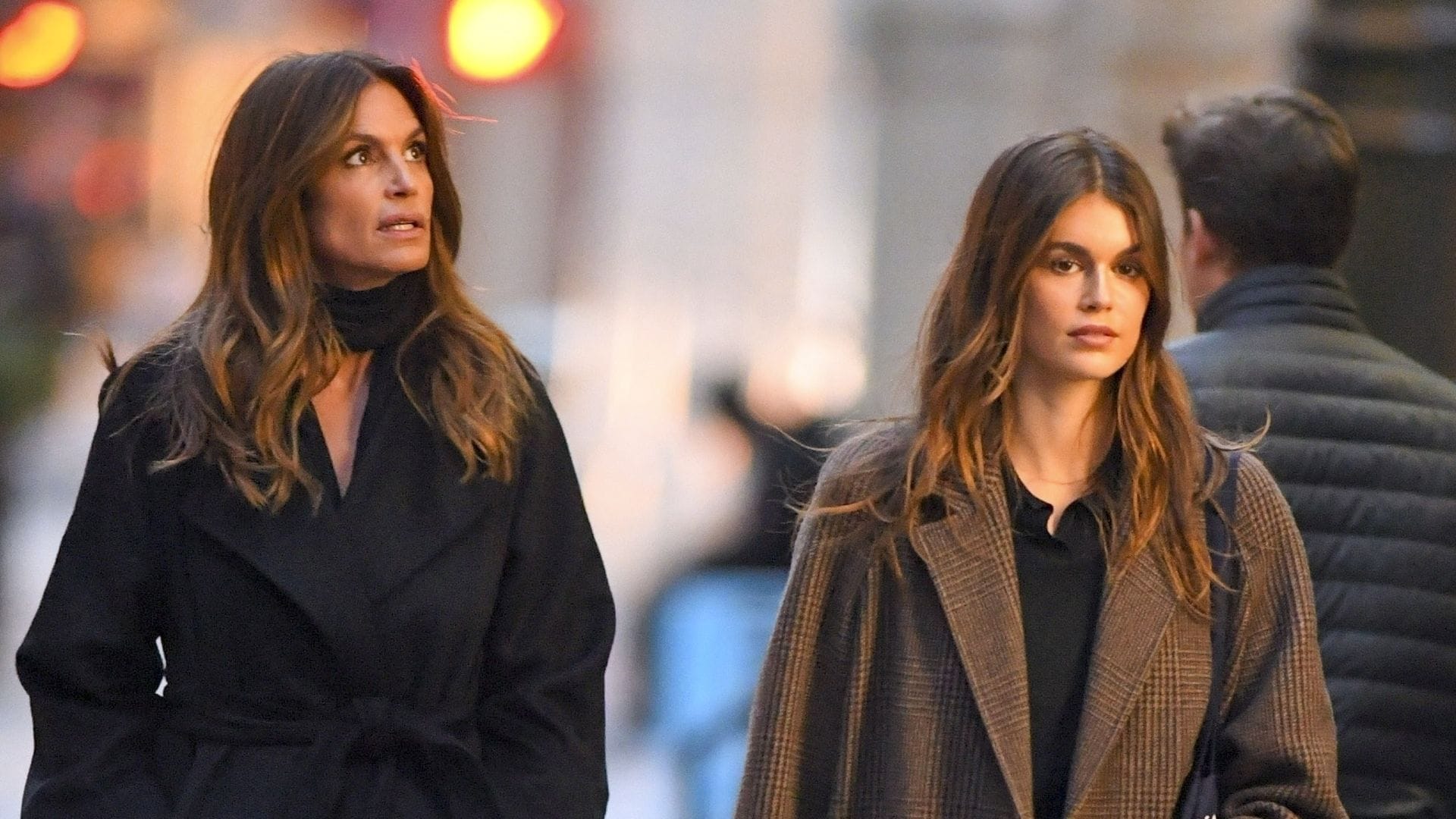 Cindy Crawford and her daughter Kaia Gerber got a head start on Christmas shopping. They were seen on a mother-daughter afternoon walking through the best stores in SoHo. The couple bundled up for the outing, with Cindy in all black and Kaia in a $3,400 Ralph Lauren Karima plaid coat.