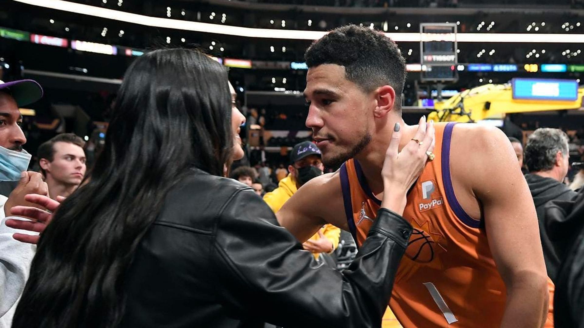 Devin Booker’s friends think he might propose to Kendall Jenner [Reports]