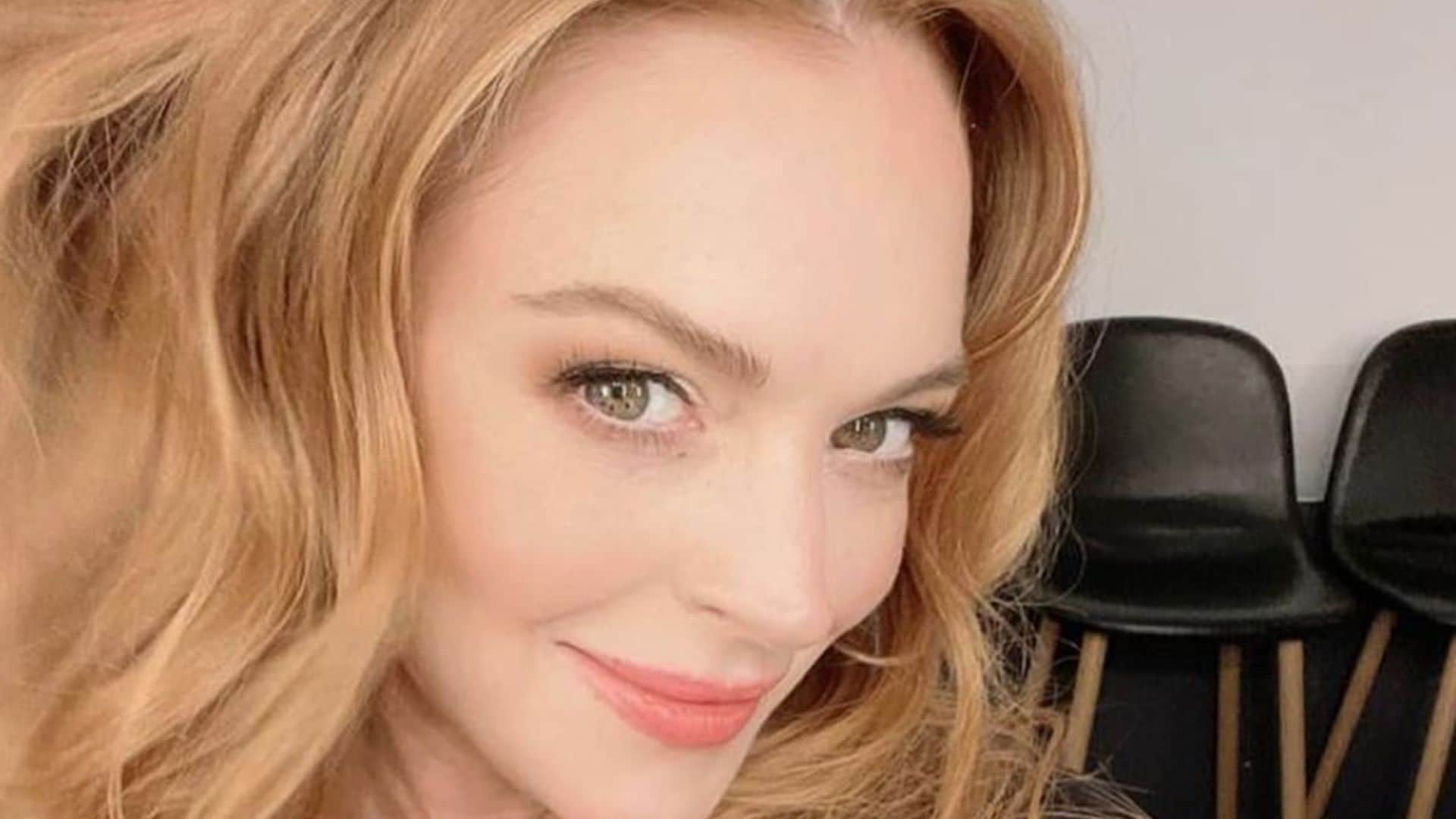 Lindsay Lohan reveals her step by step beauty routine!