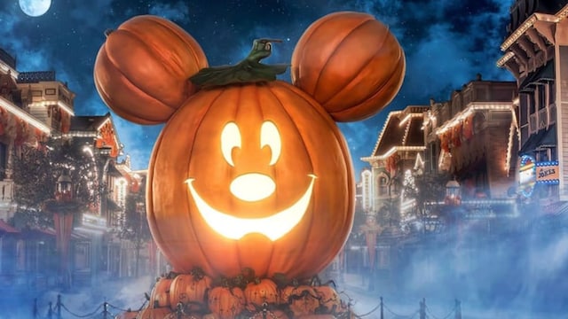 Halloween attractions at Disneyland