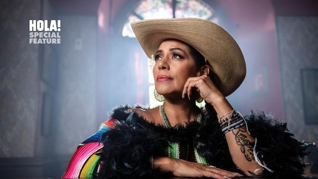 Lila Downs Special Feature HOLA! La Sanchez