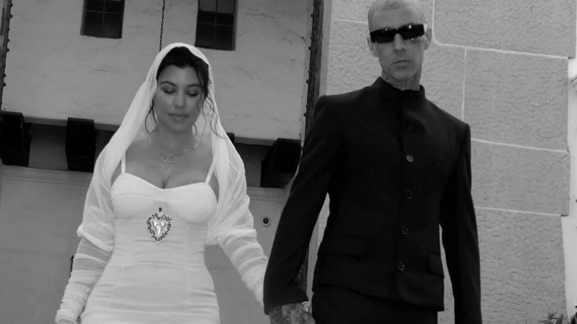 All details of Kourtney Kardashian and Travis Barker official wedding ceremony: See the pics