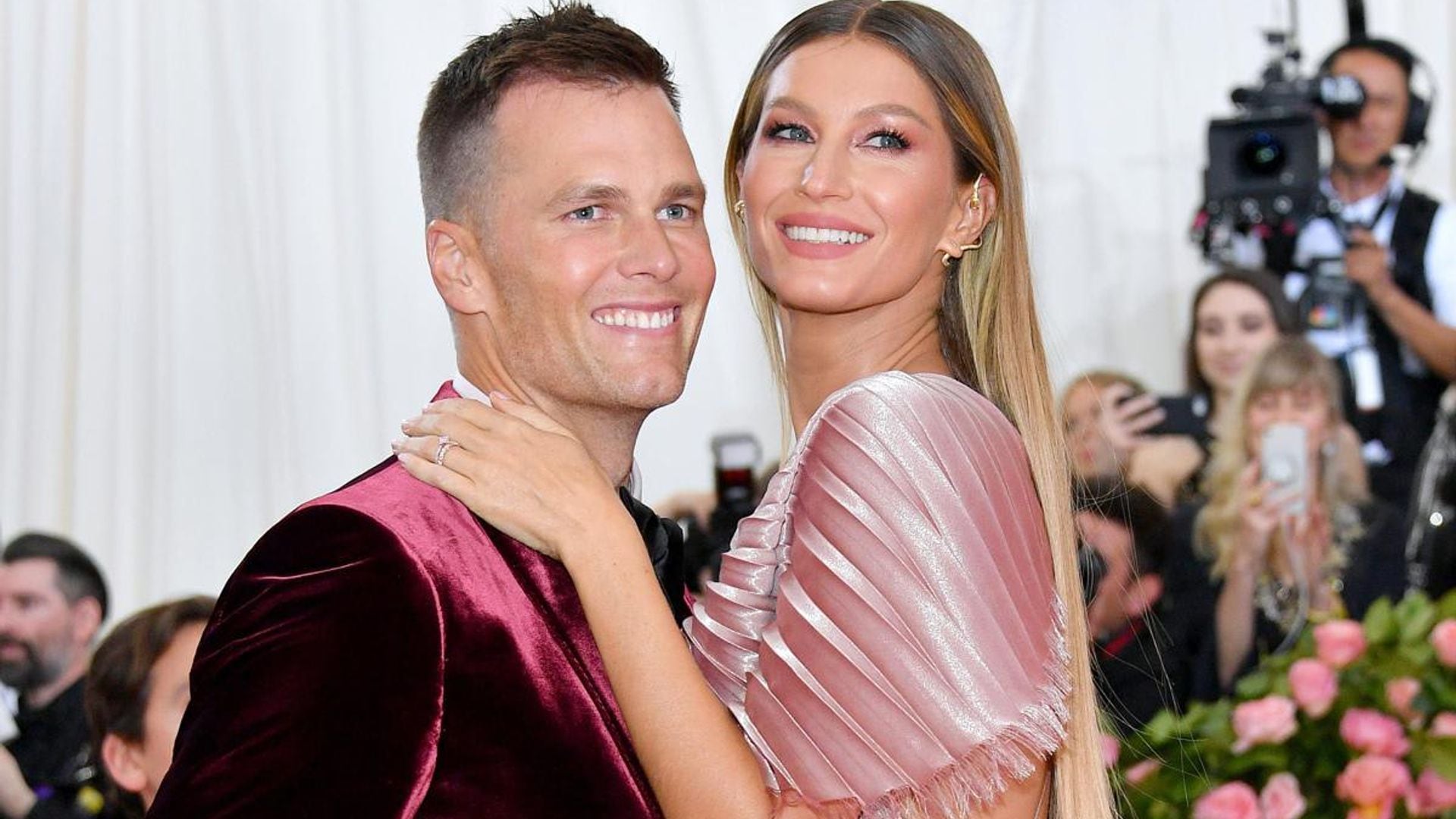 Gisele Bündchen is releasing a new cookbook full of the Brady family’s recipes