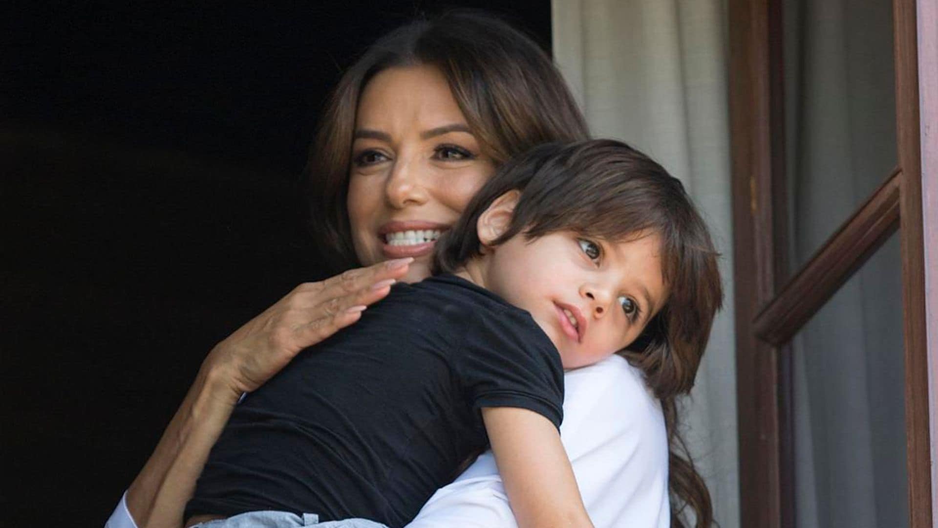 Eva Longoria says goodbye to Spain sharing sweet memories with Santiago