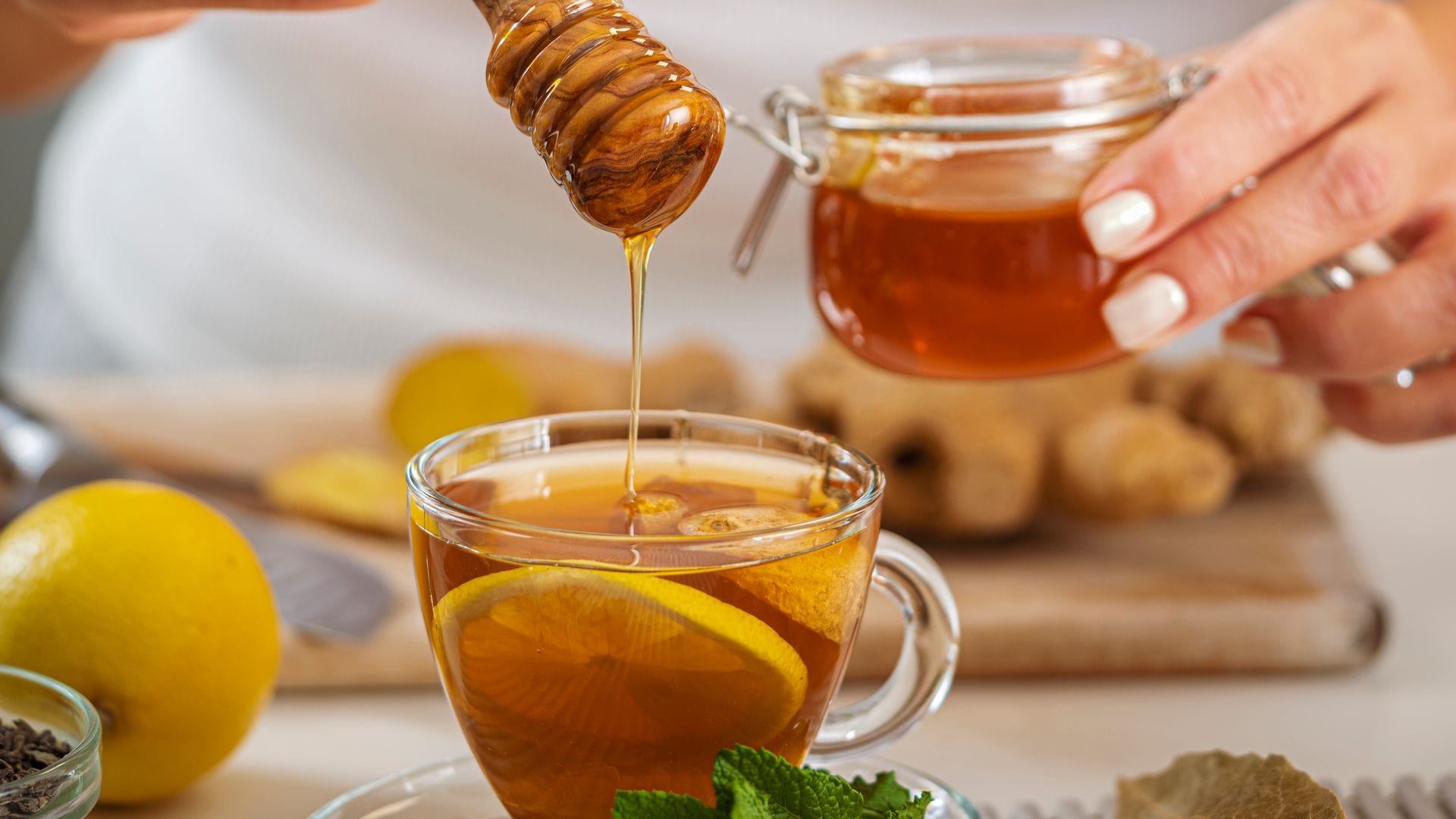 How to make ginger tea and what are its benefits