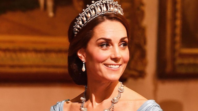 The Duchess of Cambridge apologized for not wearing a tiara to the farm