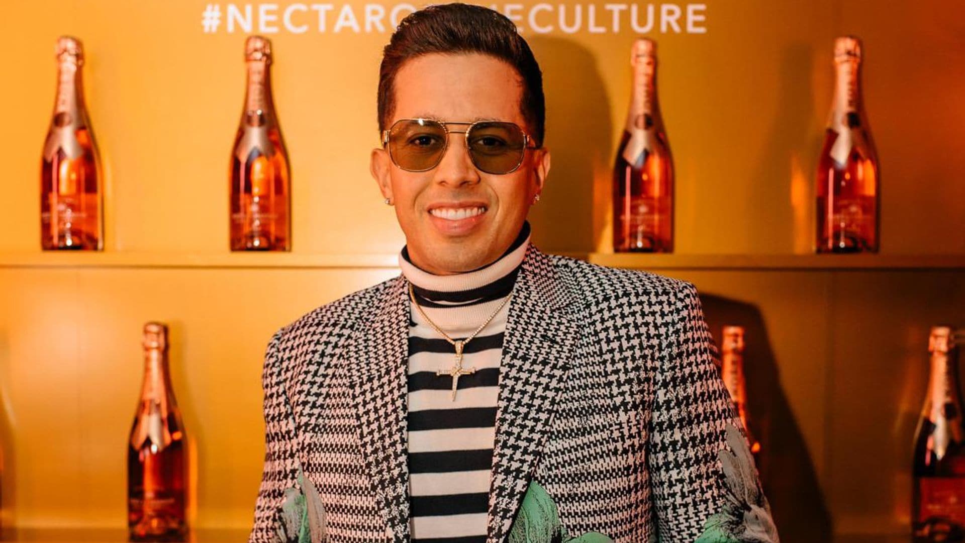 Reggaetonero De La Ghetto is passing the torch to his protégé in 2020