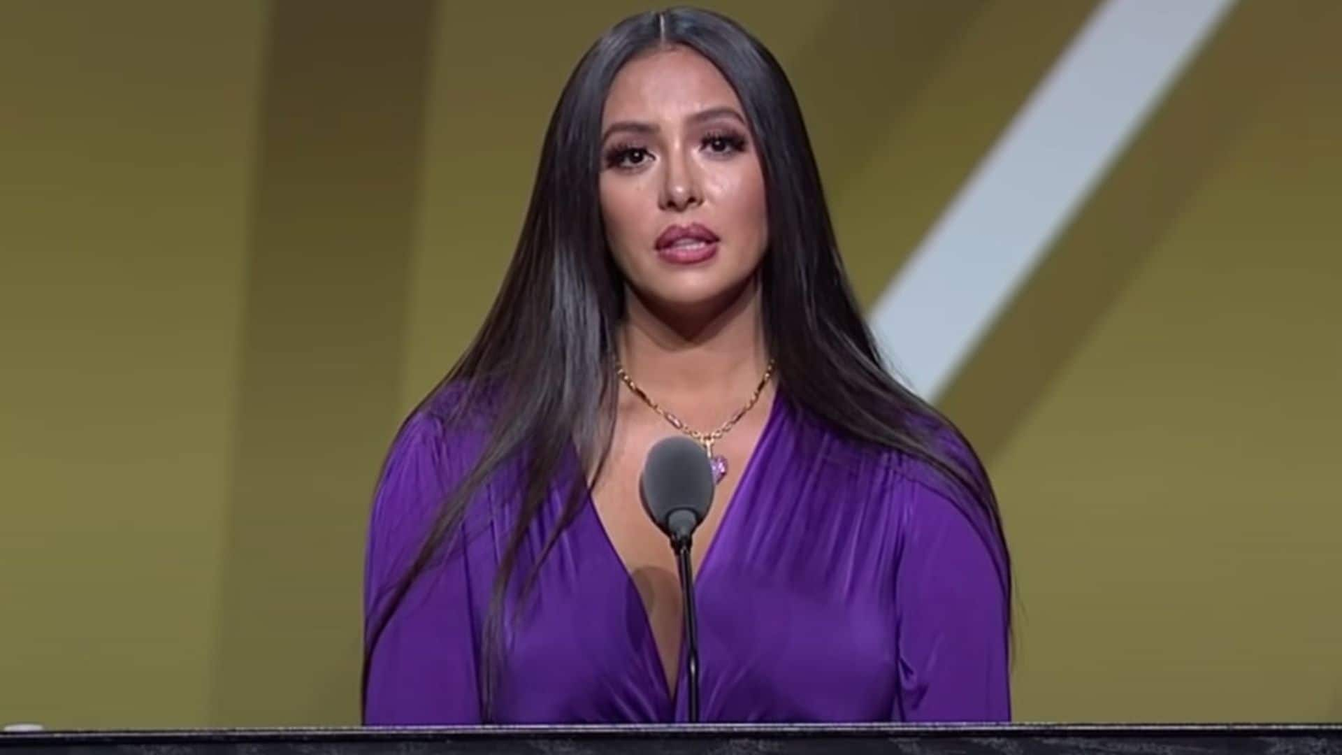 Vanessa Bryant accepts Kobe Bryant’s Hall of Fame honor with moving speech [video]