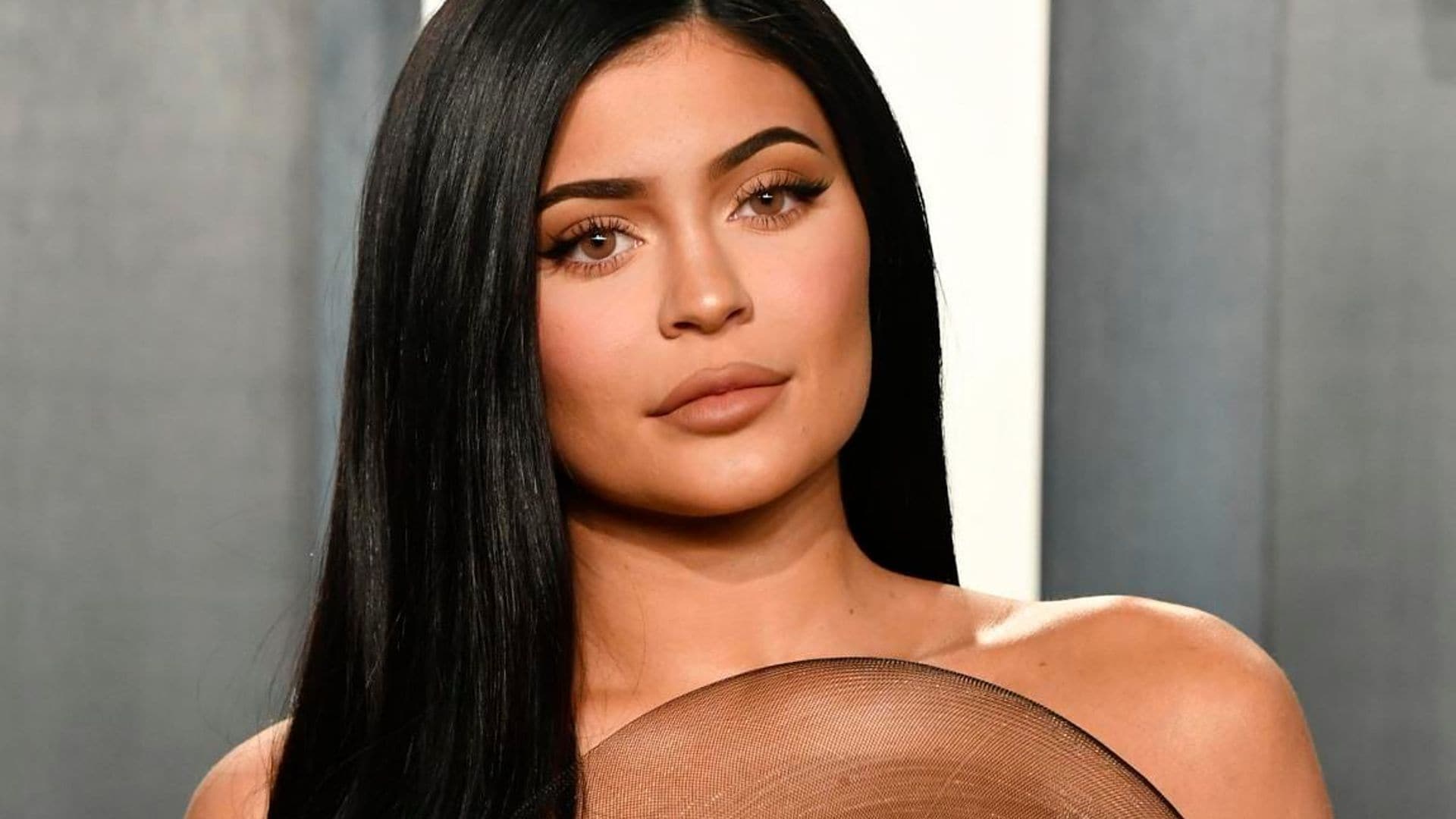 Kylie Jenner breaks another impressive record