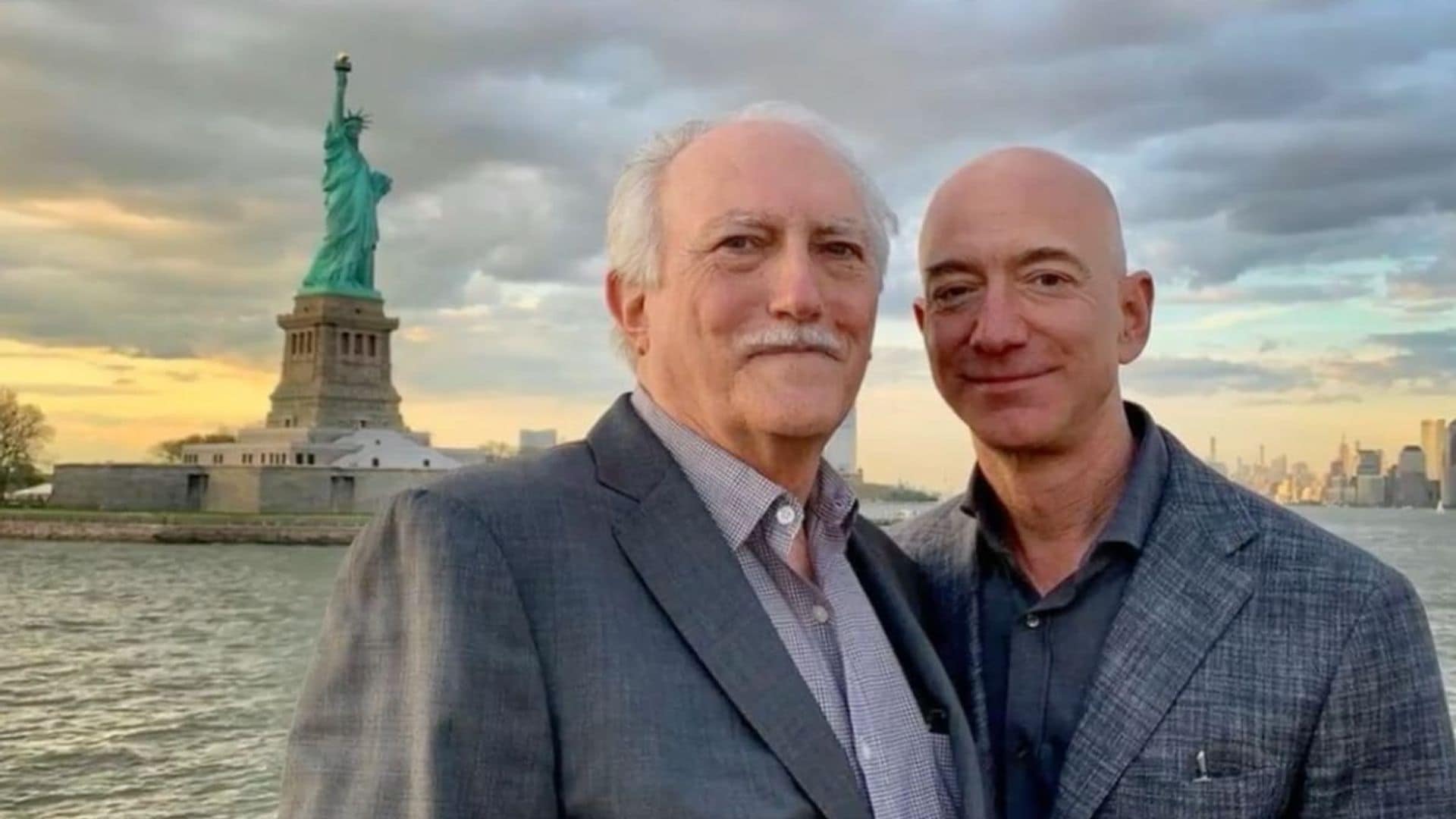 Lauren Sánchez praises Jeff Bezos’ tribute to his Cuban dad Miguel Bezos