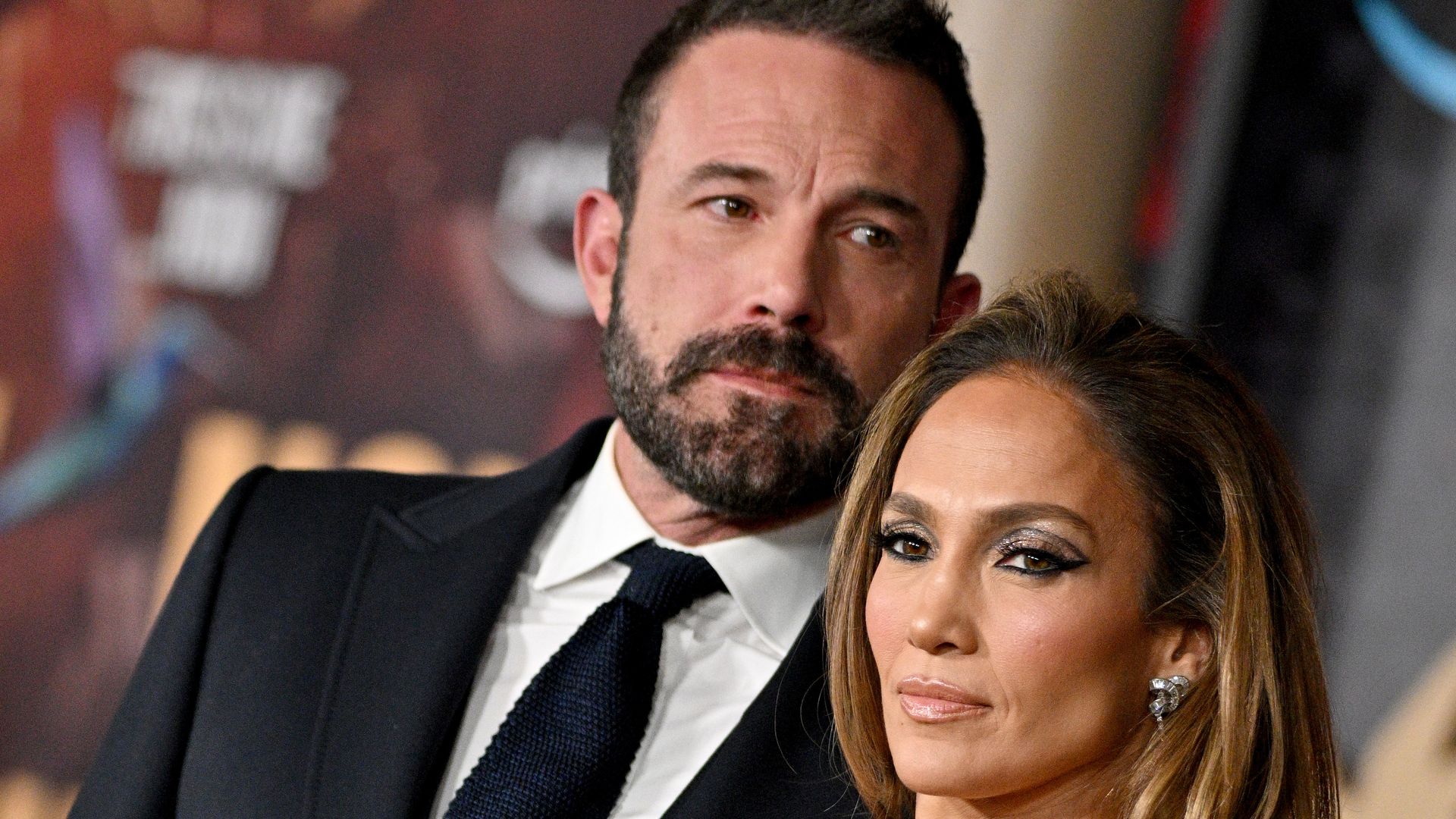 Jennifer Lopez wears 'Ben' necklace amid Ben Affleck divorce: Was it an accident?