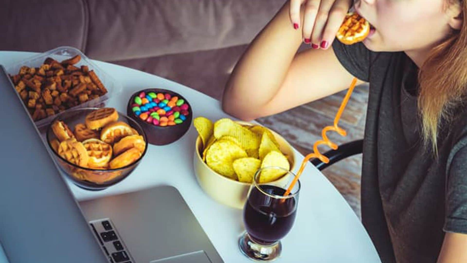 4 Tips that will help you cope with stress eating