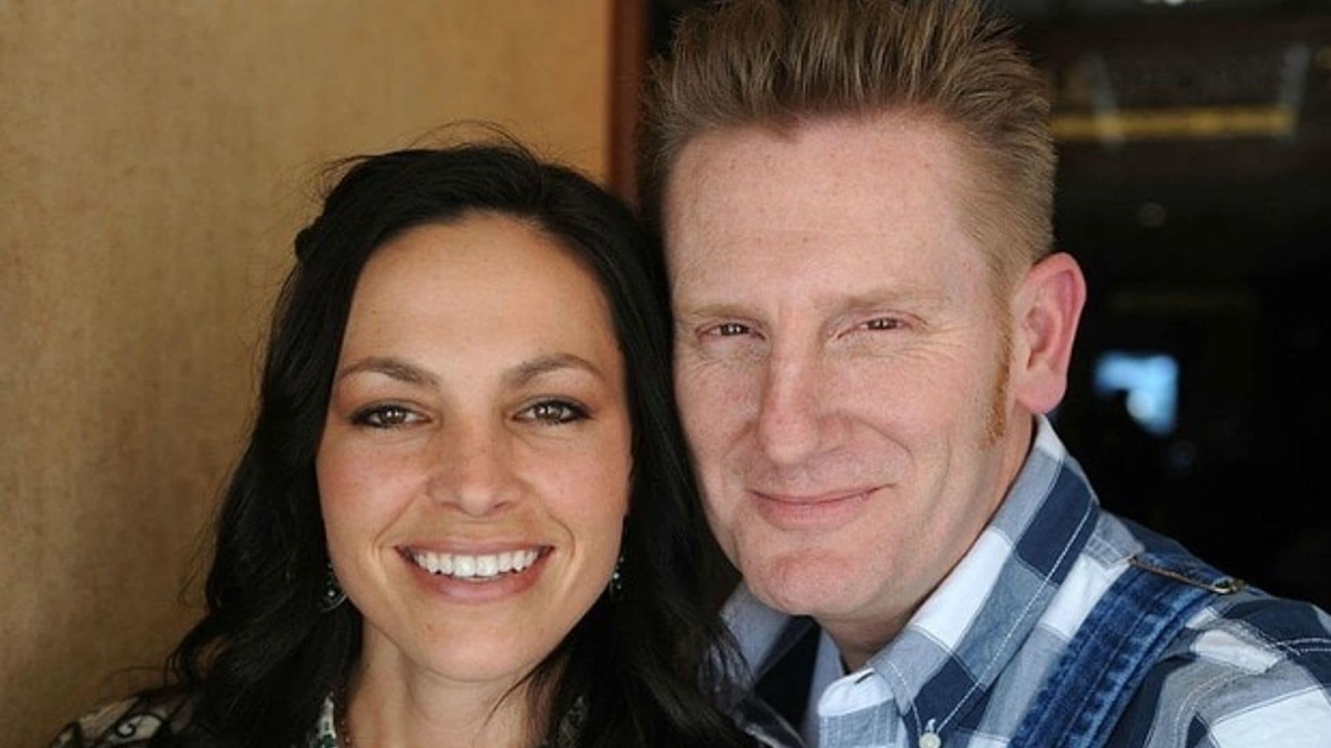 Joey and Rory Feek won their first Grammy Award nearly a year after the mom-of-one's death.
Photo: Getty Images