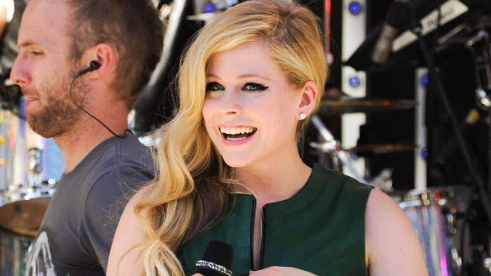 Avril Lavigne gets emotional in new interview about Lyme disease battle