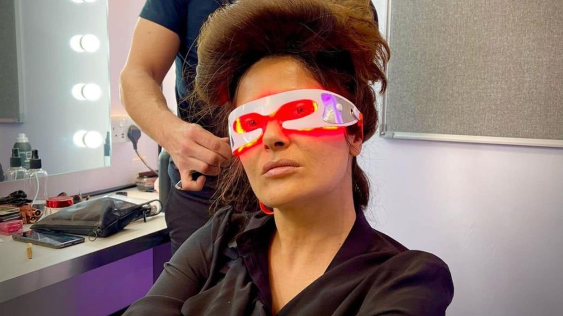 Salma Hayek tries new eye bag removal treatment and looks like a superhero