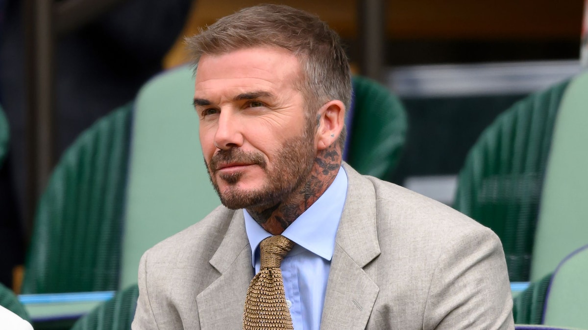 https://www.hola.com/us/horizon/landscape/d76b896e36ff-london-england-david-beckham-attends-day-one-of-the-wimbledon-tennis-championshi.jpg?im=Resize=(1200)