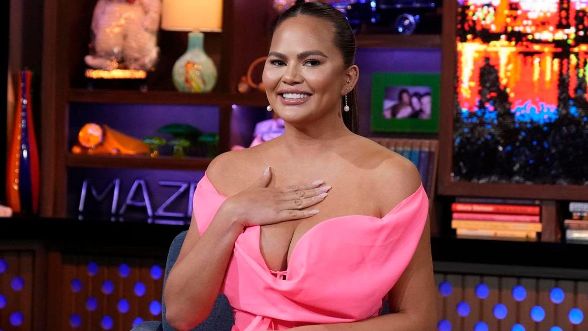 Watch Chrissy Teigen show off her ‘Barbie’ feet