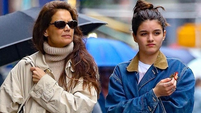 EXC Katie Holmes, Suri Cruise