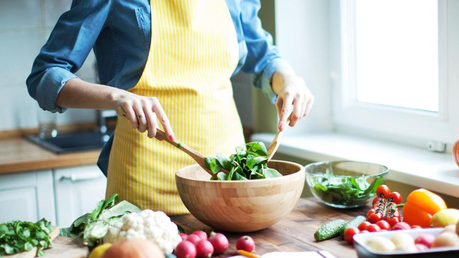 How to make the perfect salad in 5 easy steps