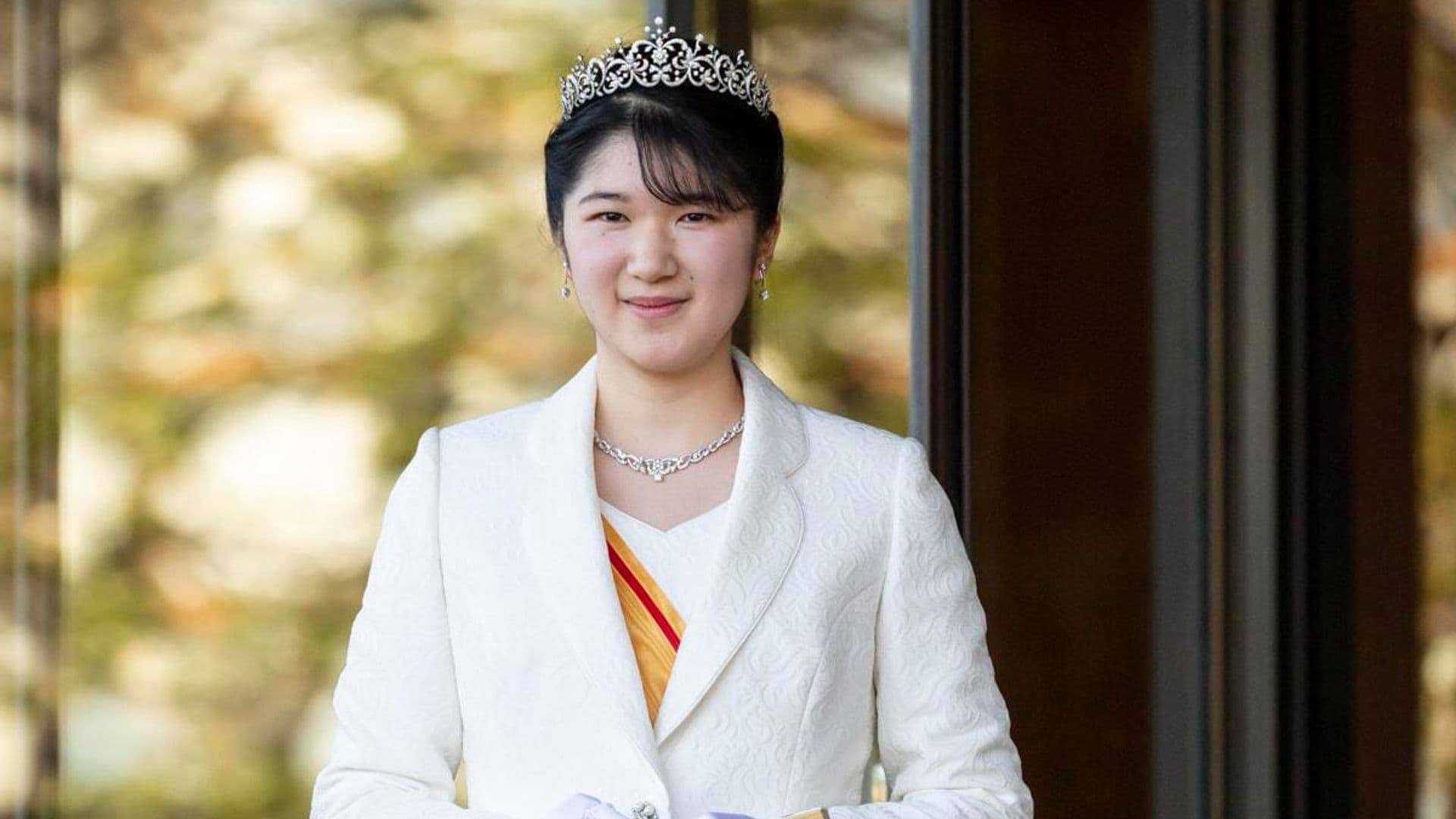 Princess Aiko wishes happiness for former Princess Mako