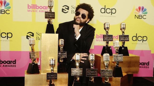 2021 Billboard Music Awards - Backstage