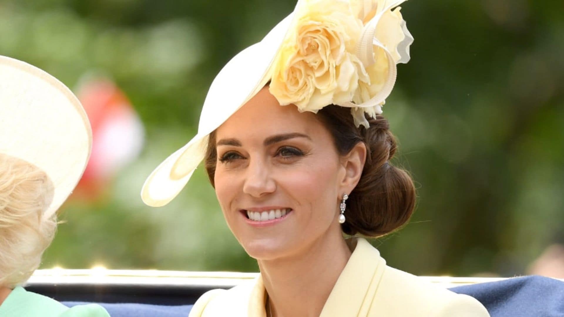 Kate Middleton brings the sunshine to Trooping the Colour Parade in meaningful dress