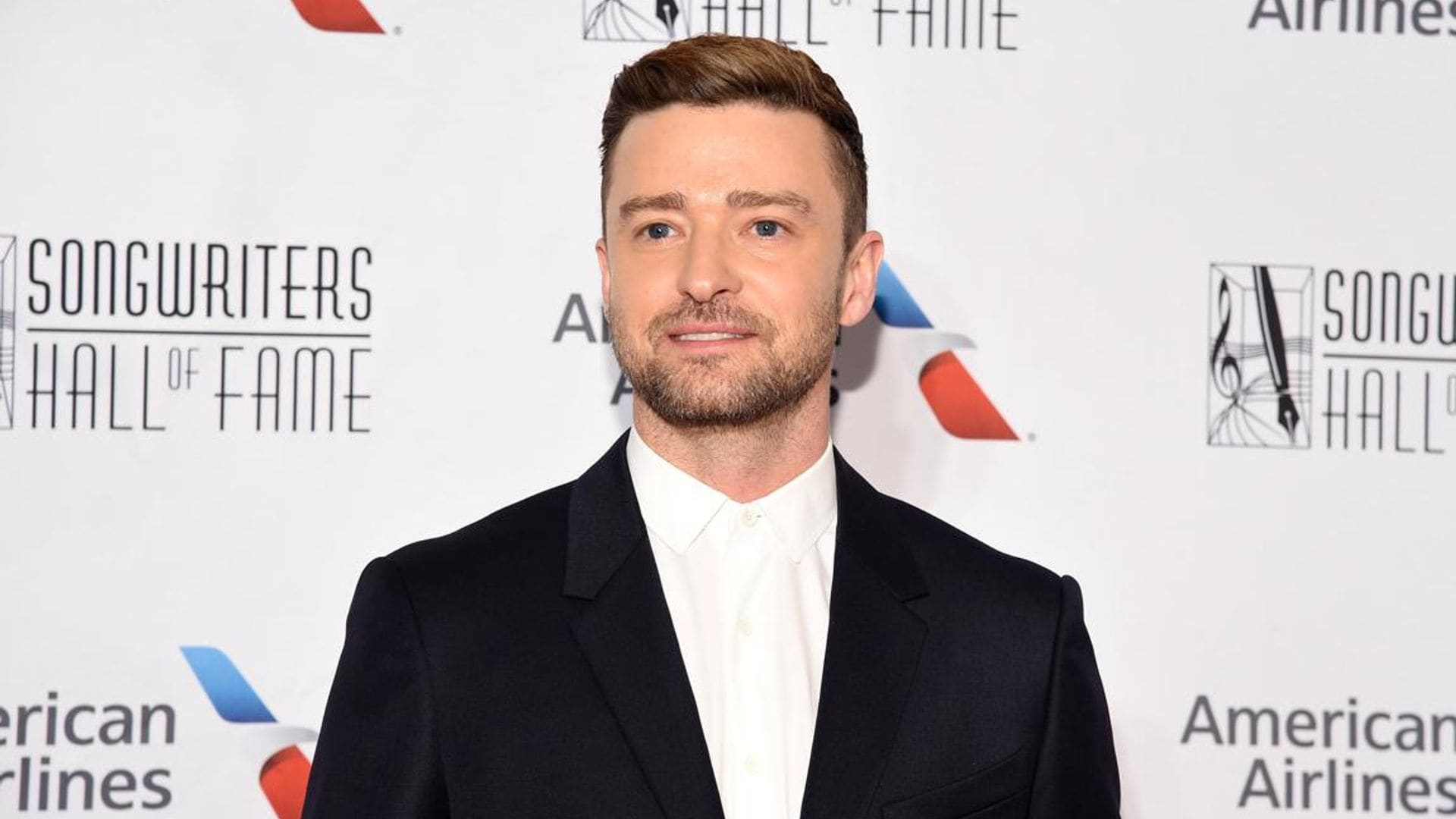 Justin Timberlake surprises phone bankers for 2020 election by crashing their Zoom call