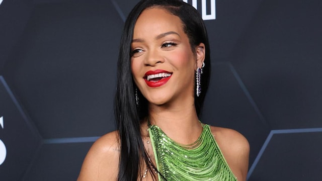 Rihanna Celebrates Her Beauty Brands Fenty Beauty And Fenty Skin