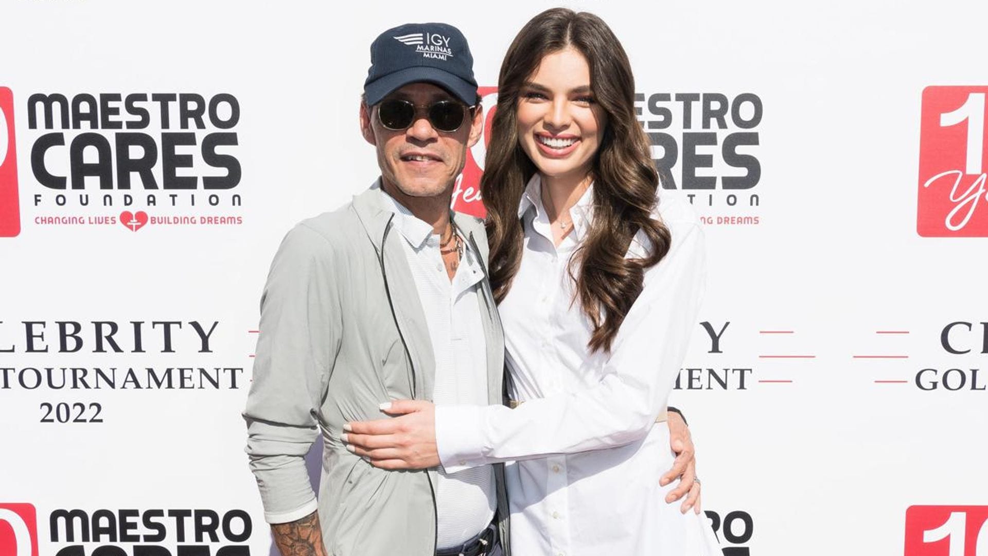 Marc Anthony and Nadia Ferreira share smiling selfie amidst break up rumors