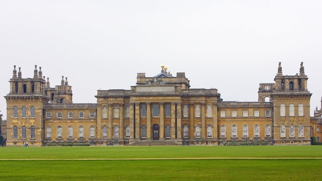 Blenheim Palace $6 million gold toilet stolen