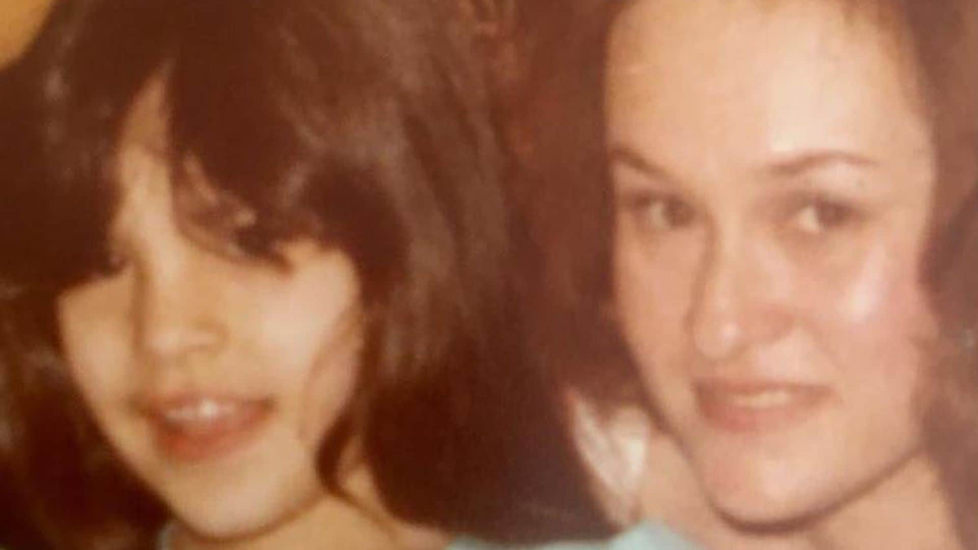 This Hollywood star proved her love to her mama with this sweet throwback: Do you recognize her?