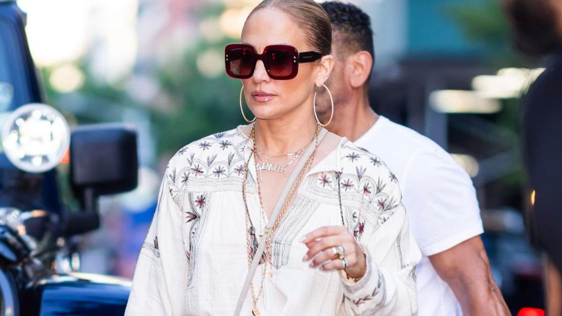 Jennifer Lopez brings her signature summer style to New York: See pics of her chic look