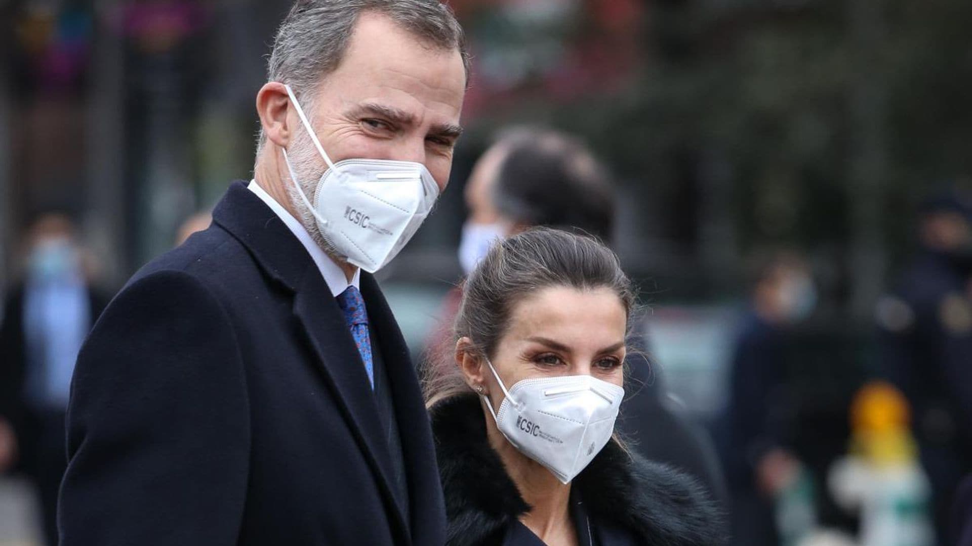 Queen Letizia and King Felipe honor fallen healthcare workers