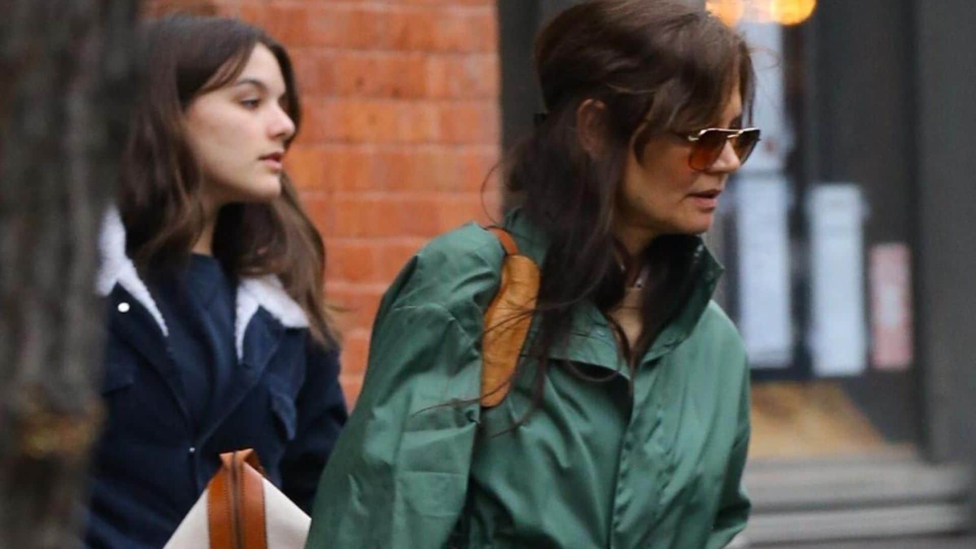 Katie Holmes and Suri Cruise leave NYC for the holiday weekend