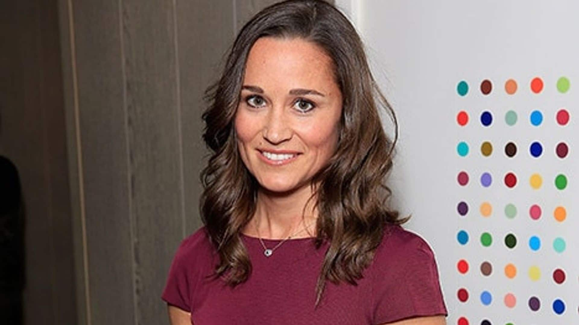 Pippa Middleton stuns in purple at Spectator magazine party