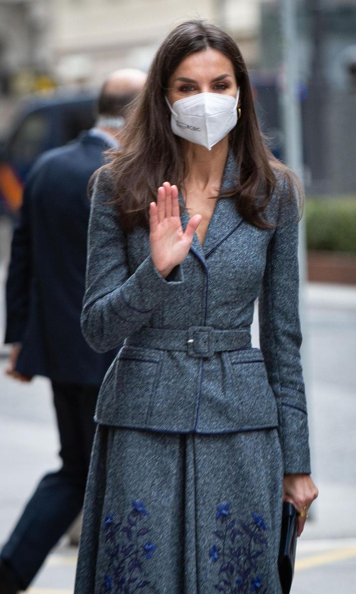 Queen Letizia Attends The Ceremony Of '2021 Medal of Honor of the Royal Academy of Fine Arts of San Fernando'