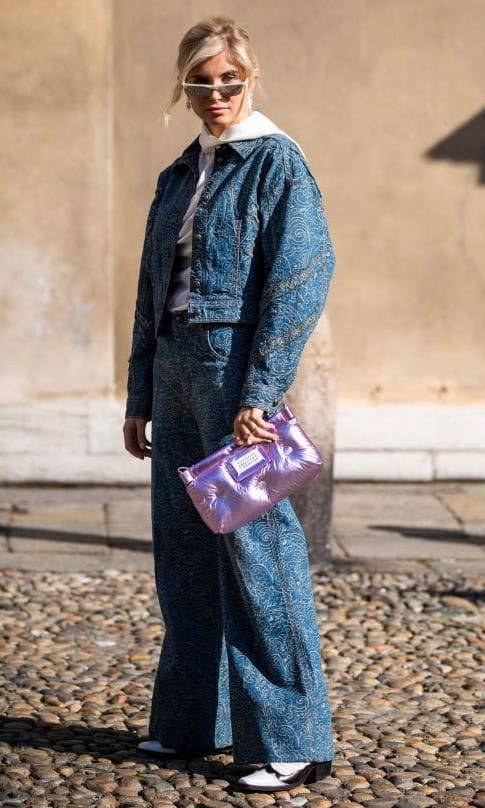 Street style look of double denim with wide pants and a jacket 