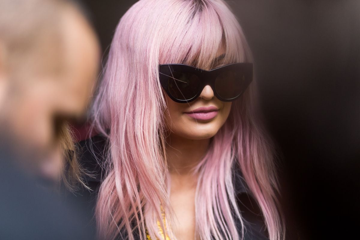 NEW YORK, NY – FEBRUARY 16: Kylie Jenner in front of Vera Wang during New York Fashion Week: Women's Fall/Winter 2016 on February 16, 2016 in New York City. (Photo by Christian Vierig/Getty Images)