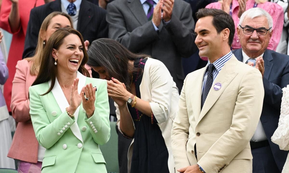 A royally warm welcome! Roger received a standing ovation from spectators, including the Princess of Wales, during day two of The Championships 2023.