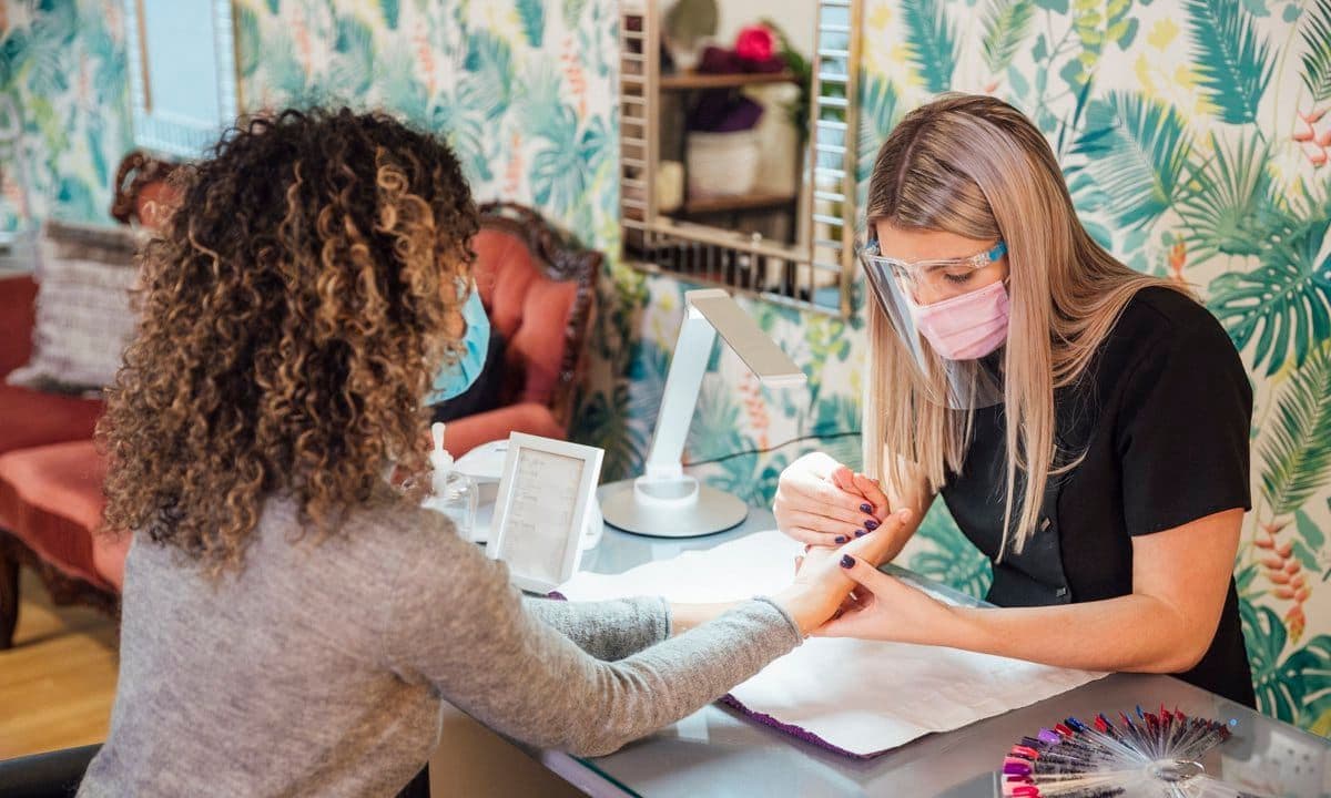 Nail salon