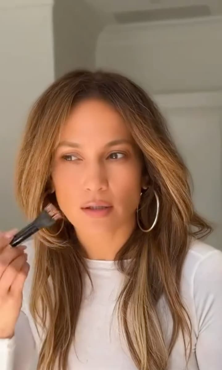 Jennifer Lopez’s TikTok fresh Pumpkin Spice makeup look is a Thanksgiving must