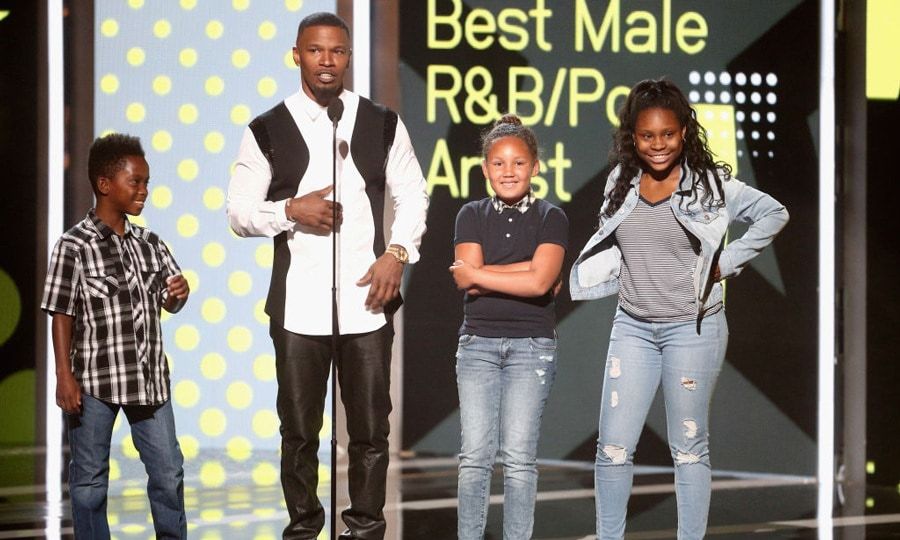 Jamie Foxx may have been presenting at the BET Awards, but we are sure he won for 'Best Dad' from his seven-year-old daughter Annalise and her friends as they joined him on stage.
Photo: Getty Images