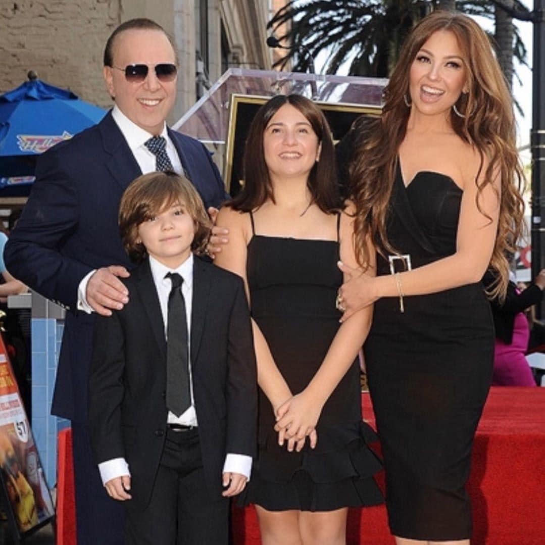 Thalía and her family