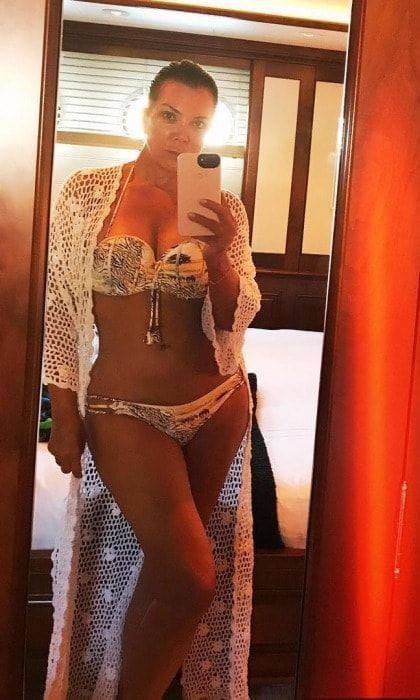 <b>Kris Jenner</b>
The 62-year-old Kardashian momager flaunted a bod that everyone should try to "keep up with" (no matter what age). Her daughter, Khloe Kardashian, shared the stunning bikini selfie to her Instagram, writing: "Kris Jenner looking like a snack! I see you mommy! #6KidsAndBad!"
Photo: Instagram/@khloekardashian