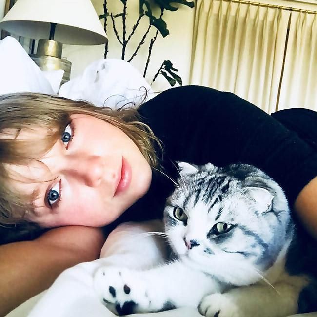 Taylor Swift y su gata Meredith