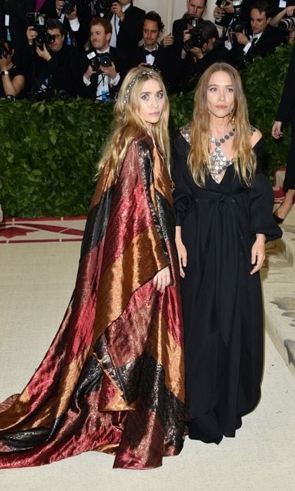 Mary Kate and Ashley Olsen